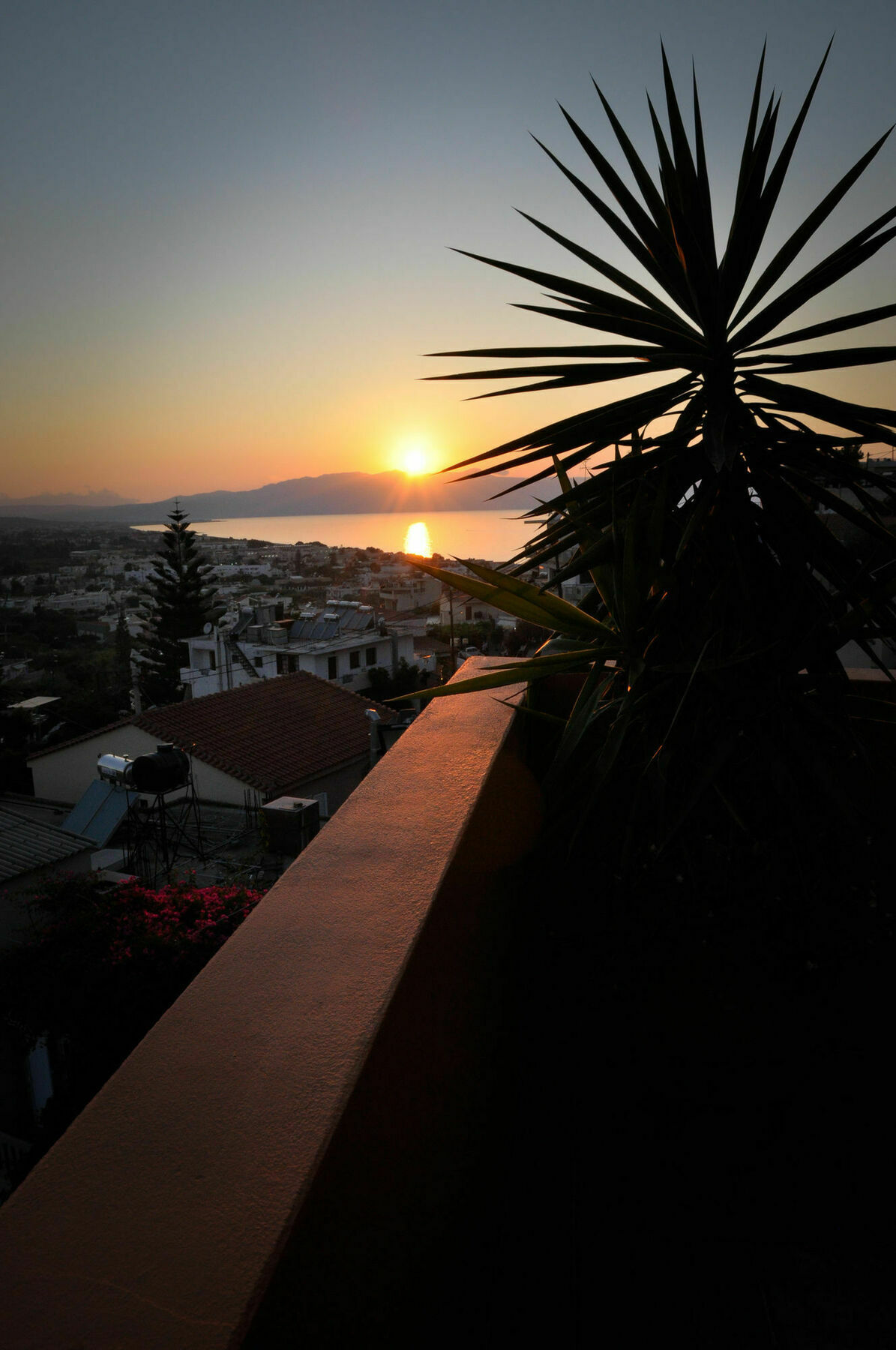 Orsalia Luxury Suites Platanias  Exterior photo
