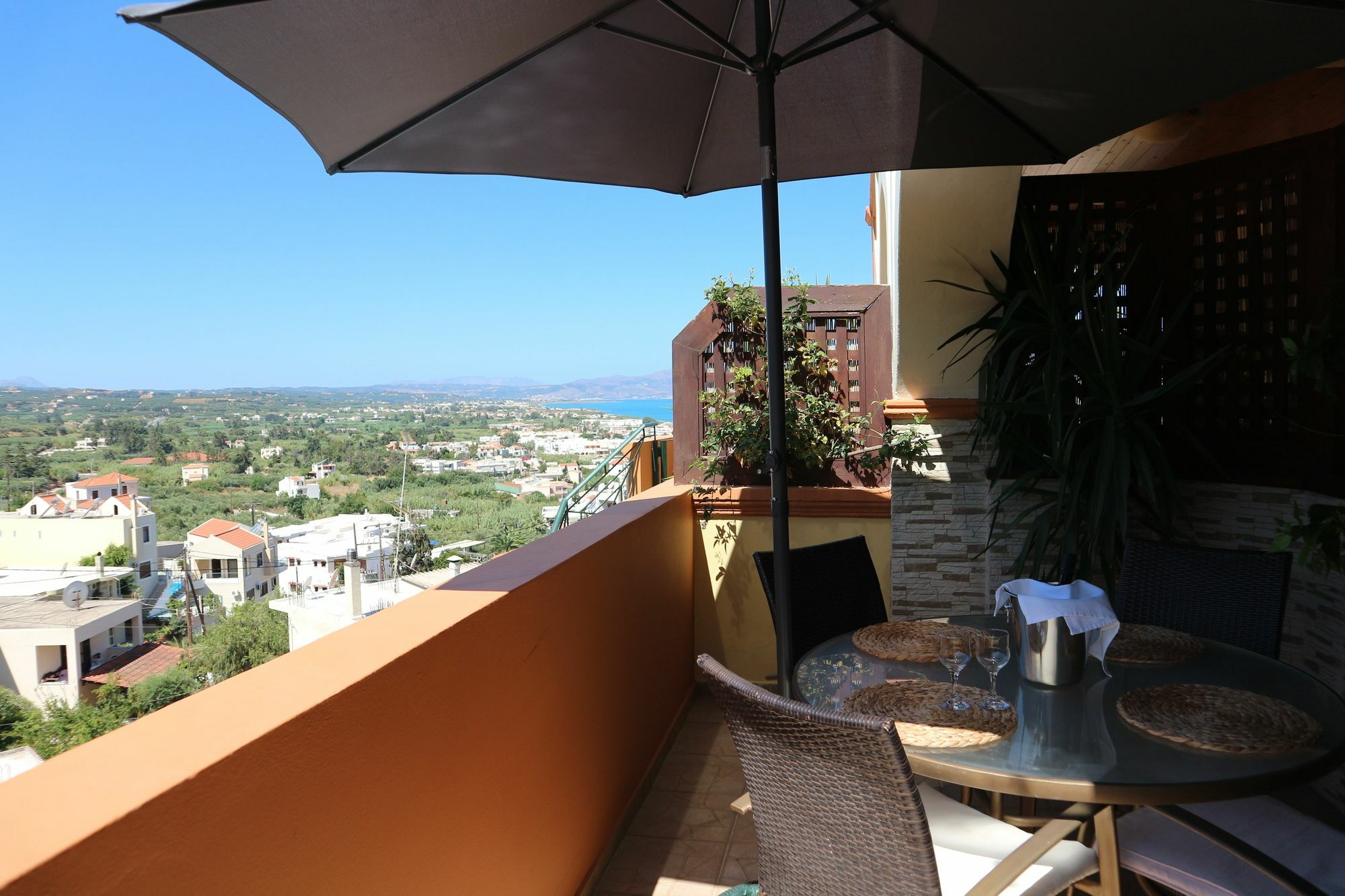 Orsalia Luxury Suites Platanias  Exterior photo